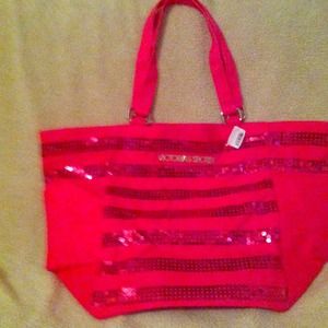 Victoria's Secret ..HOLD...