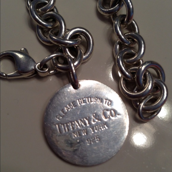 ♥SOLD♥Authentic Tiffany Round Tag Bracelet - Picture 2 of 4