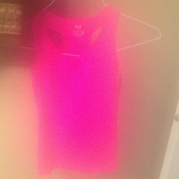 hot pink workout top