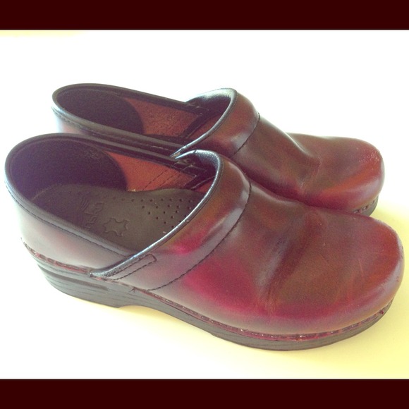 Size 37 Dansko clogs