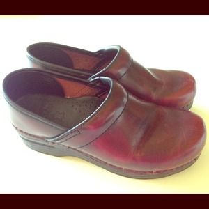 Size 37 Dansko clogs
