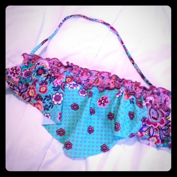 🚨TRADED🚨NWOT bikini top