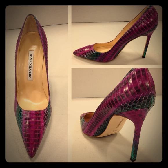 Manolo Blahnik pumps