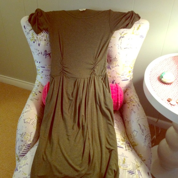 Olive green jersey dress