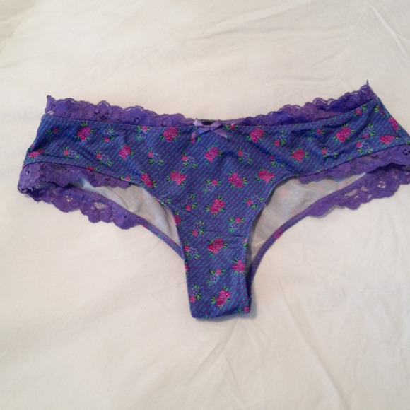 Sold - Picture 2 of 4