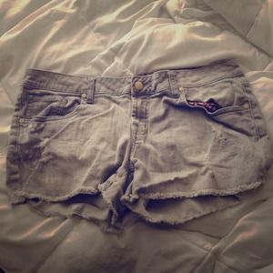 TRADED--Gray distressed jeans (shorts)