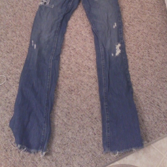 Abercrombie And fitch destroyed jeans - Picture 2 of 3
