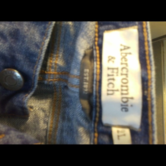 Abercrombie And fitch destroyed jeans - Picture 3 of 3