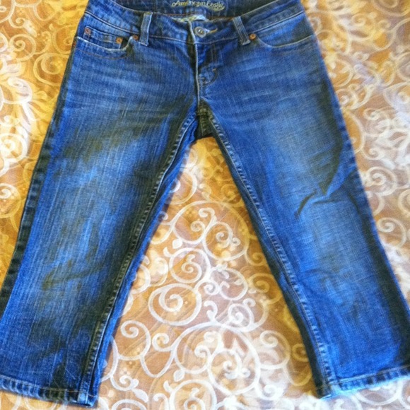American Eagle Capris