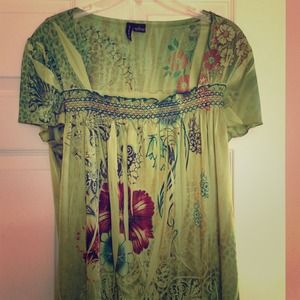 Sz L green silky floral top from Dillard's 💰✂