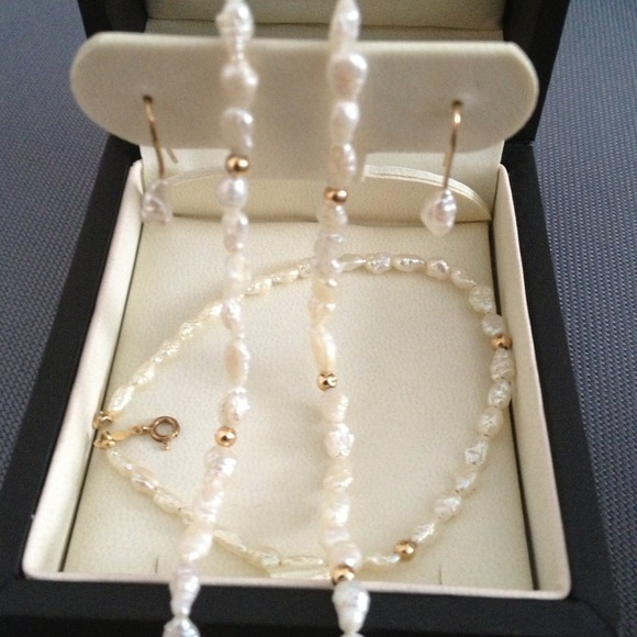 Real fresh water pearls- price reduced - Picture 2 of 2
