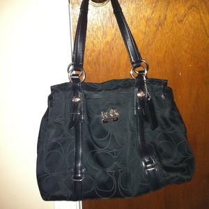 Last reduction****authentic coach handbag****