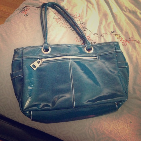 Beautiful teal Nine West handbag!