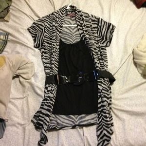 **Reserved** Zebra shirt