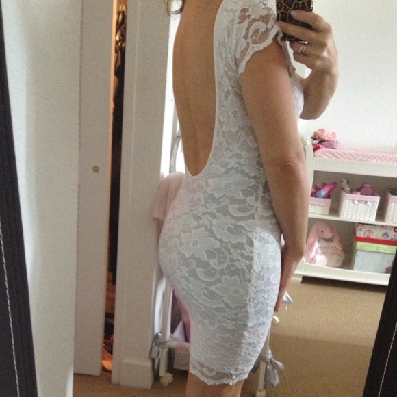 sexy white lace dress short sleeves - Picture 2 of 3