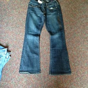 New with tags American eagle artist jeans
