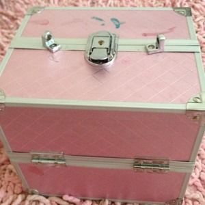 Caboodle pink clean inside ❌RESERVED❌