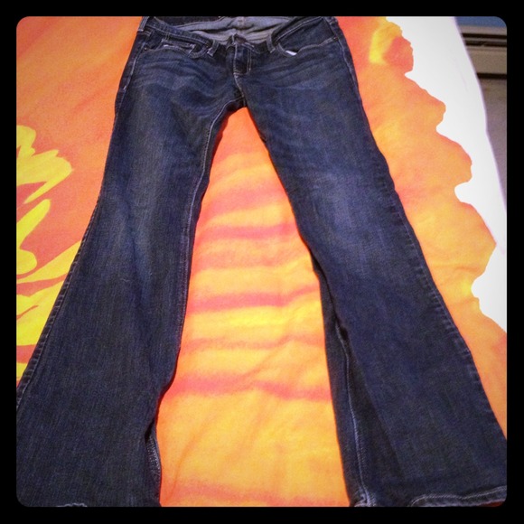 Bundle!! ⭐ 2 pairs of Hollister! ⭐