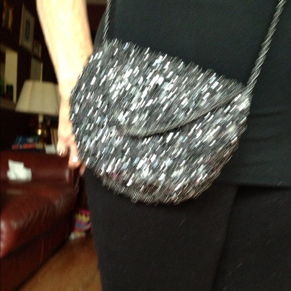 Handbag - Picture 2 of 4