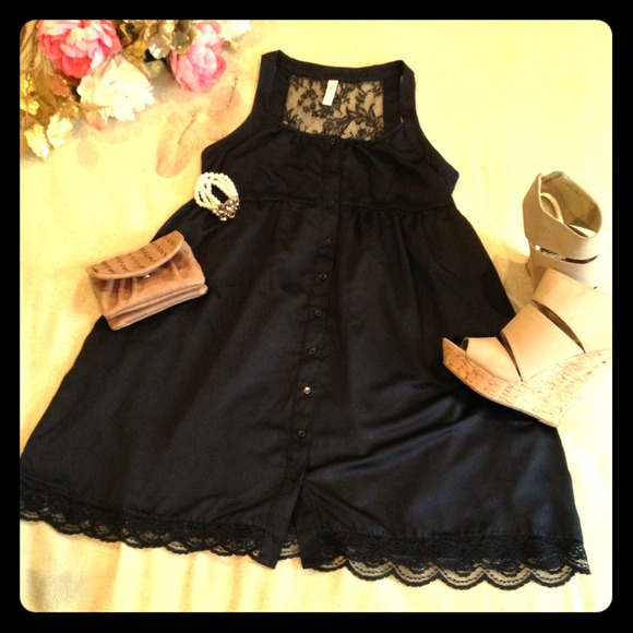 🚫BUNDLED🚫 Black dress w/lace