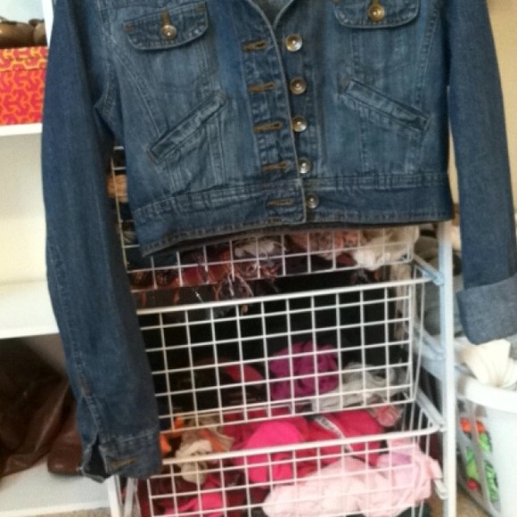 Jean jacket - Picture 2 of 3