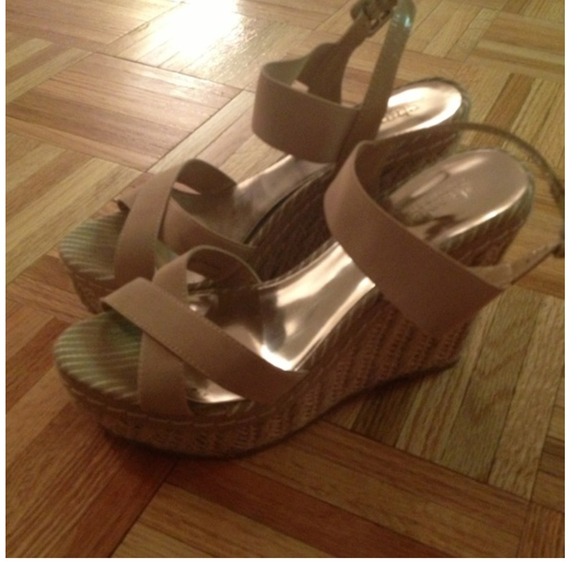 Charles David wedges - Picture 1 of 1