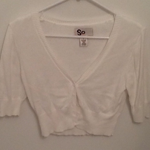 Cute Cropped White Cardigan - Picture 2 of 4