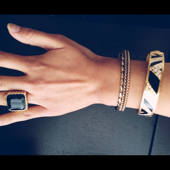 Coach bracelet - Picture 2 of 2