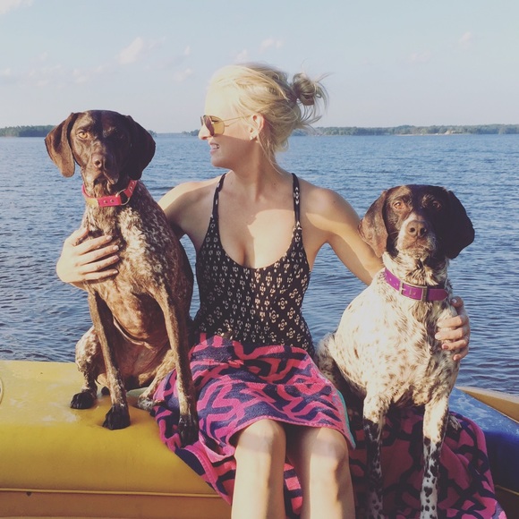 πMEET YOUR SELLER π - Picture 4 of 4