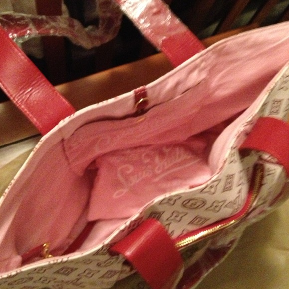 Sold - Picture 3 of 4