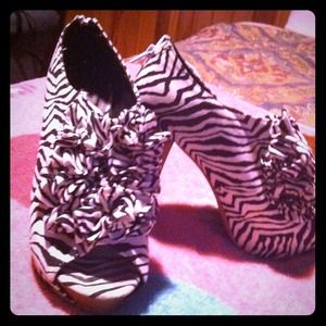 Worn only few times