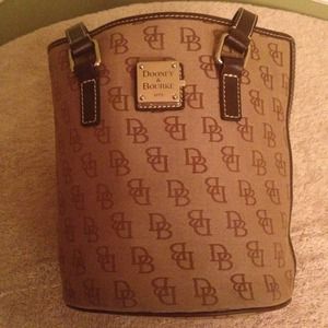 🌺RESERVED for jselliott🌺Authentic Dooney &Bourke