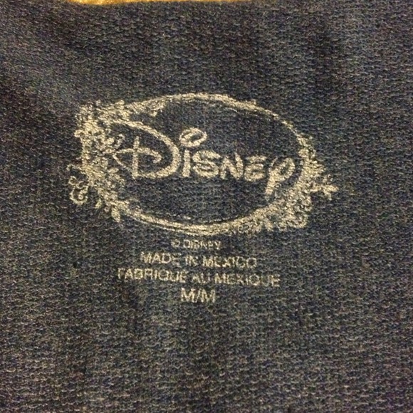 Top or Sweater - Picture 2 of 2