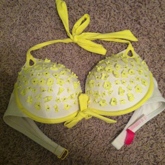 VS bikini - Picture 3 of 4