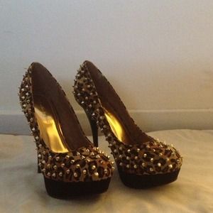 Spike leopard shoes reserved for @jadedseoul
