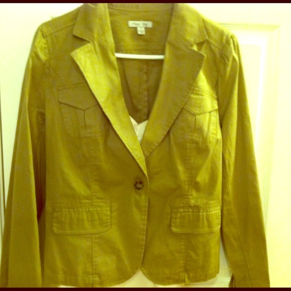 ⭐❤SOLD❤⭐Khaki Cotton Blazer