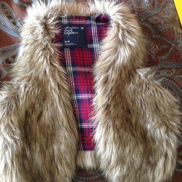 American Eagle faux fur vest