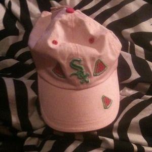 White sox hat