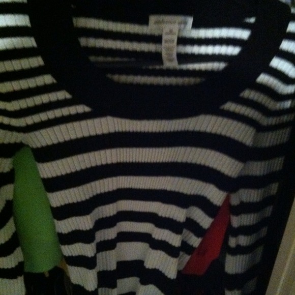 Sweater/shirt - Picture 1 of 1