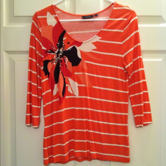 Coral striped top with flower embellishment - Picture 1 of 3