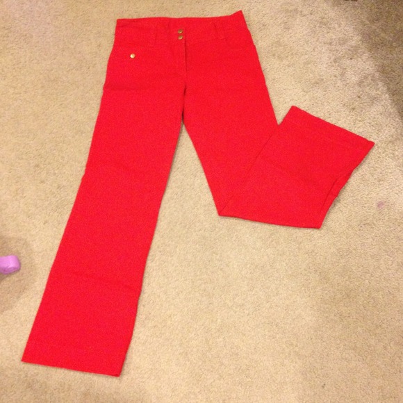 Red denim pants.