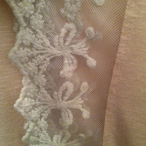 Pink blouse - Picture 3 of 3