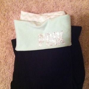 VS PINK yoga boot size xs