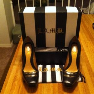 Lamb designer shoes size 9