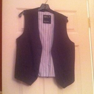 Men's vest-never been worn.