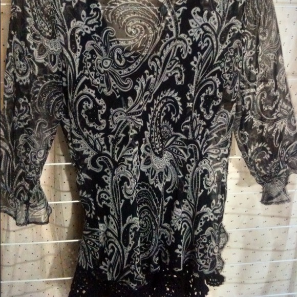 SHEER TOP - Picture 2 of 3