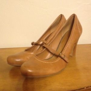 Antonio Melani pumps