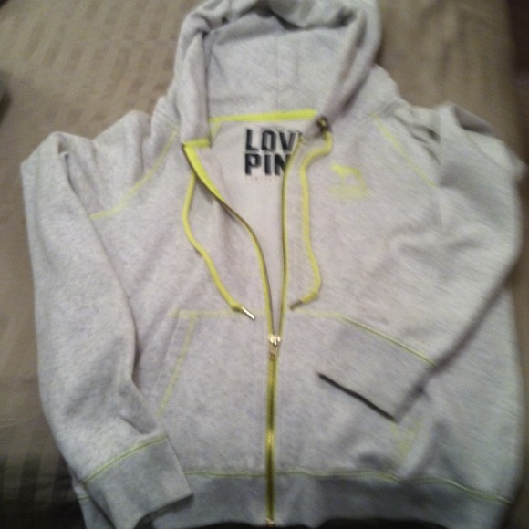 VS listed Edition hoodie