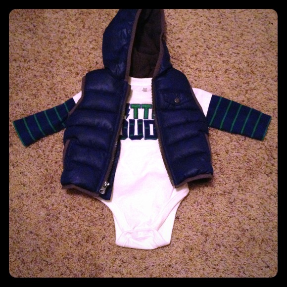 Old navy 6-12 month onesie/vest BUNDLE tommy boots