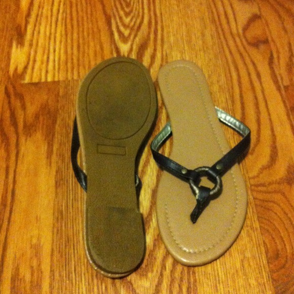 Sandals - Picture 3 of 3